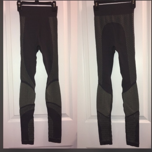 lululemon athletica Pants - Lululemon leggings